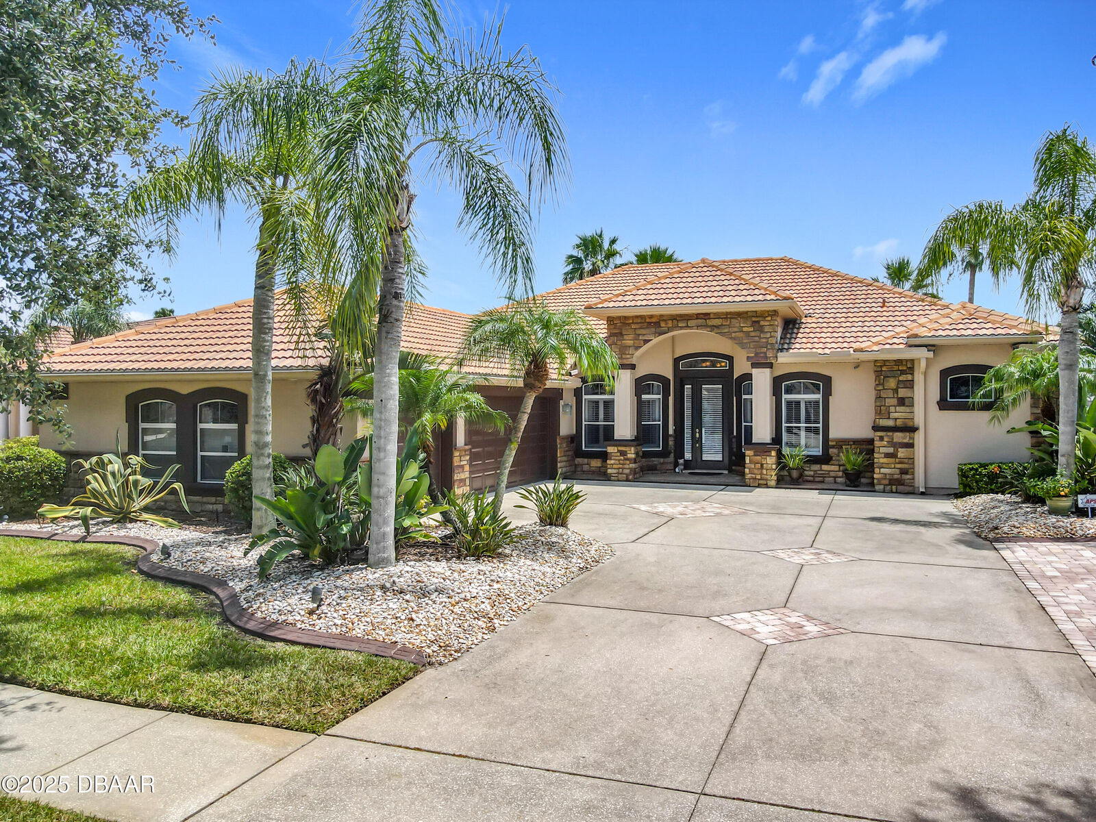 Property Photo:  3583 Maribella Drive  FL 32168 