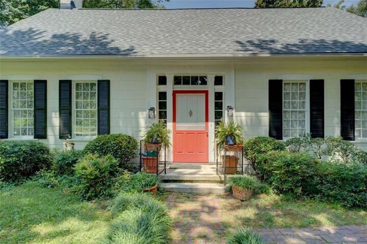 Property Photo: 1005 Asbury Street GA 30054