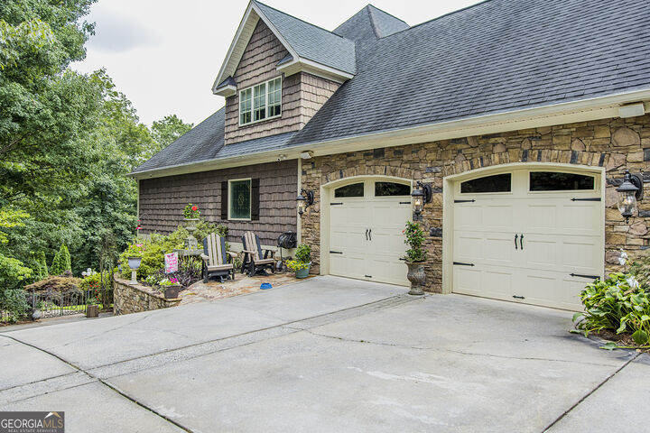 Property Photo:  270 N Edenfield Ridge Drive  GA 30161 