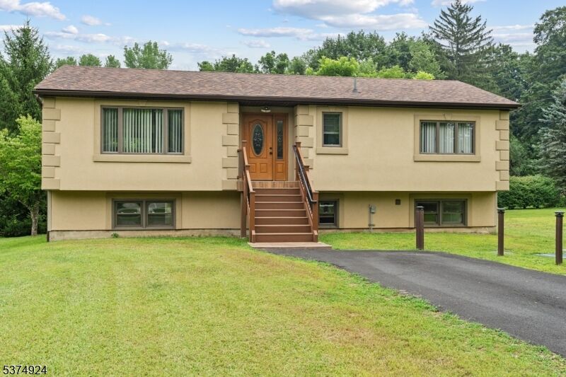 Property Photo:  9 Old Rudetown Rd  NJ 07462 