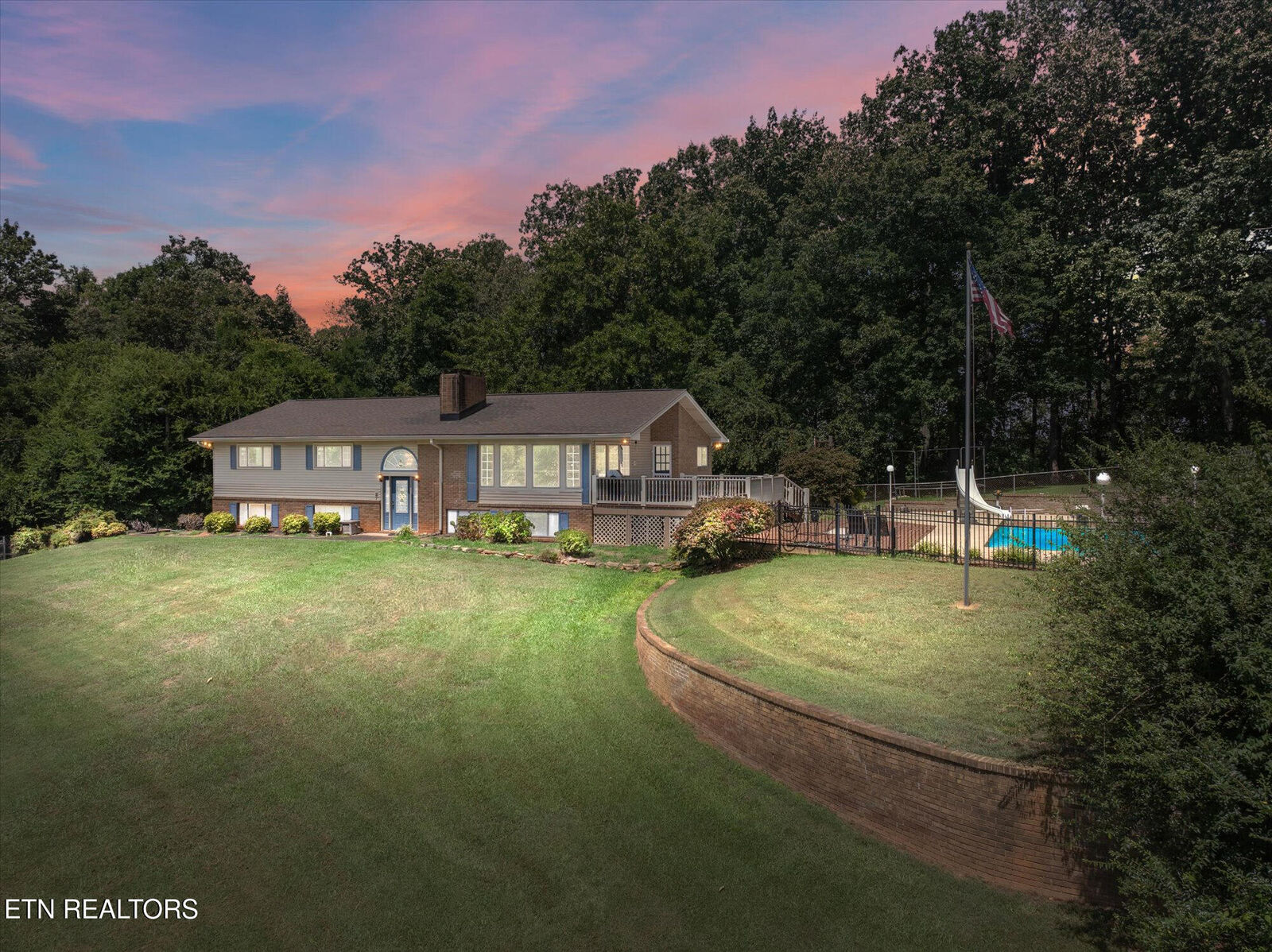 Property Photo: 2455 Mountain View Rd TN 37771