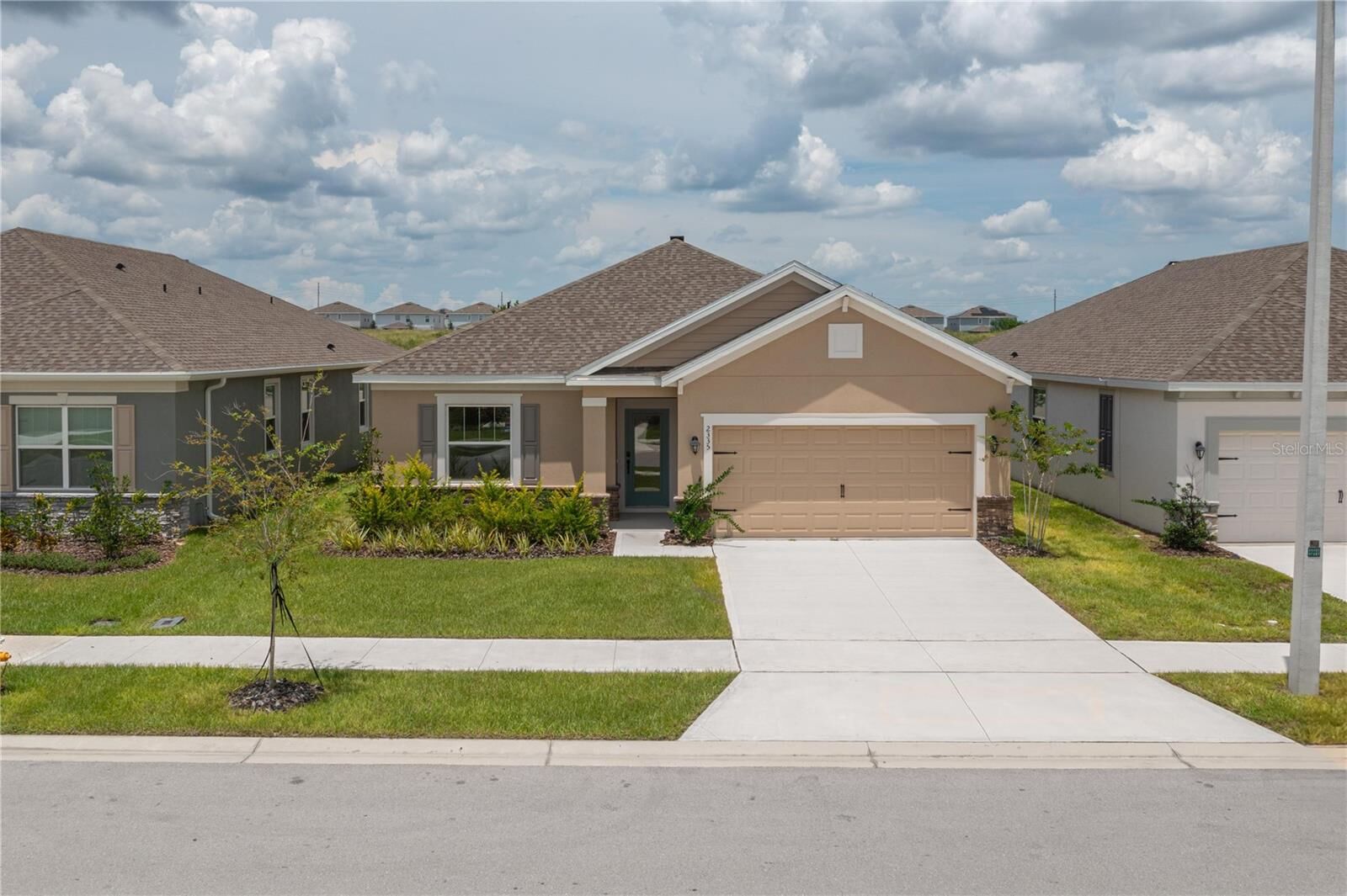 Property Photo: 2335 Selenia Street FL 33850