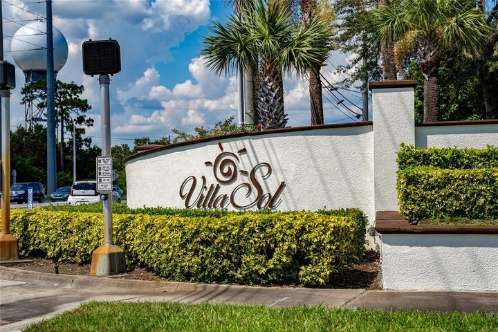 Property Photo: 3012 Villa Preciosa Drive FL 34744