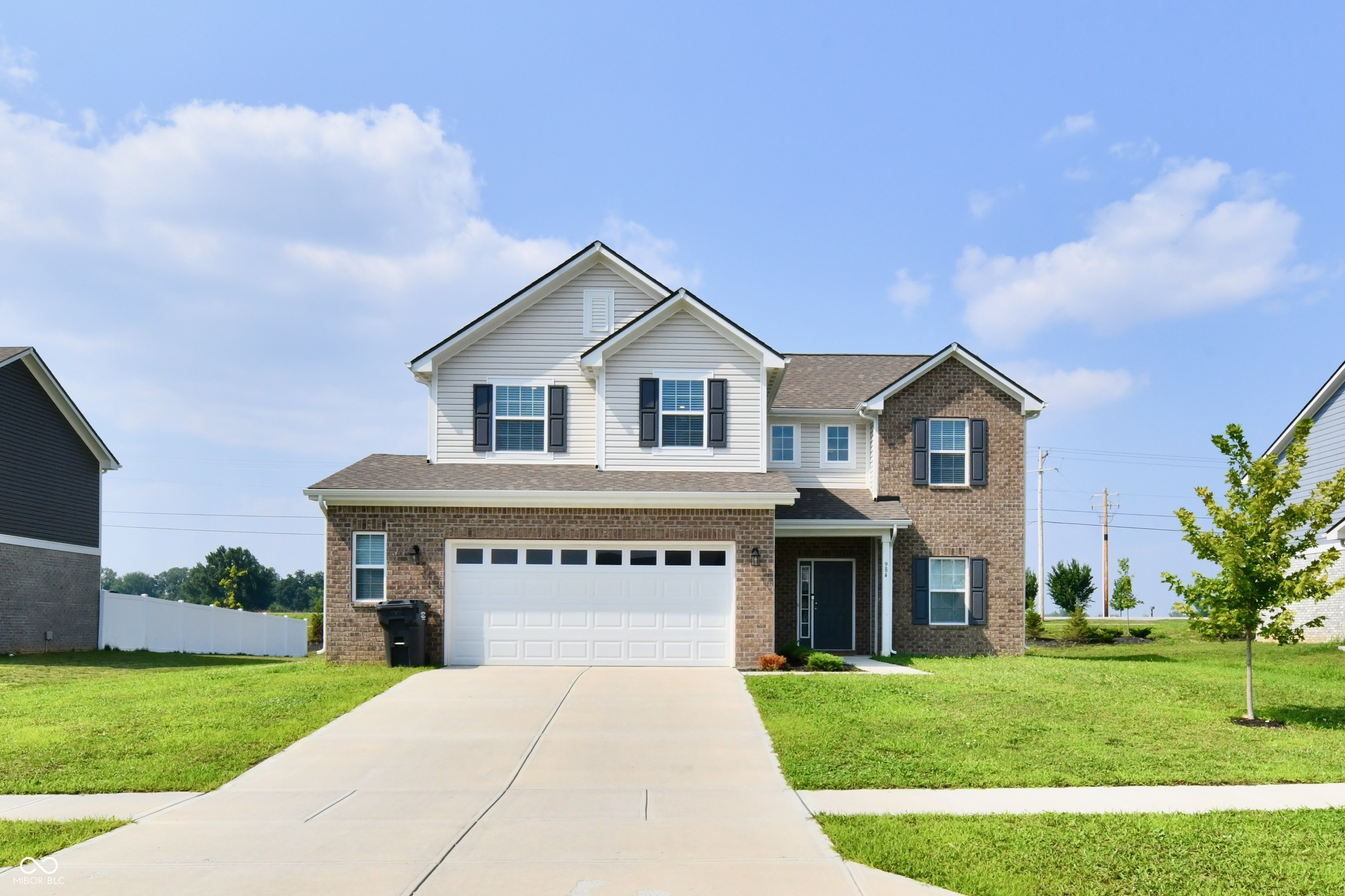 Property Photo: 984 Bent Branch Lane IN 46143