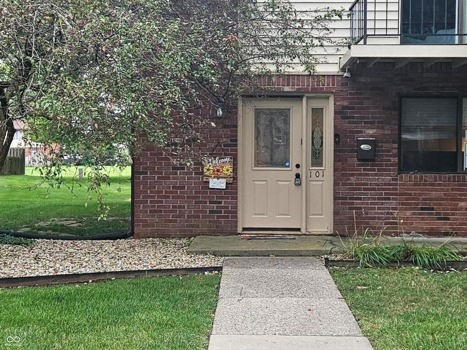 Property Photo: 101 Greenwood Trail N IN 46142