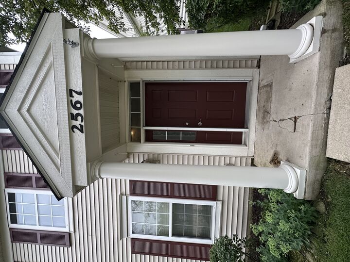 Property Photo: 2567 Hillsboro Boulevard 0 IL 60503