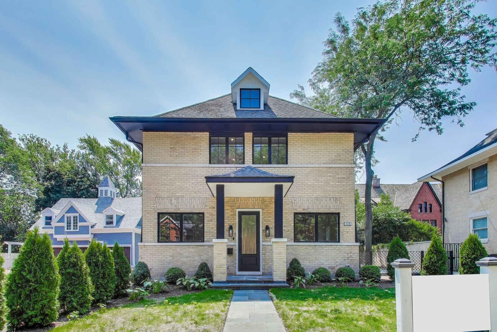 Property Photo: 318 Greenleaf Street IL 60202