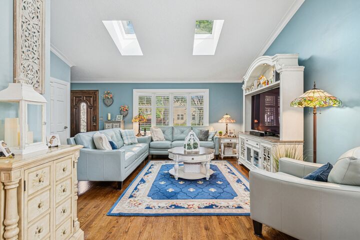 Property Photo:  1341 Rose Boulevard  IL 60089 