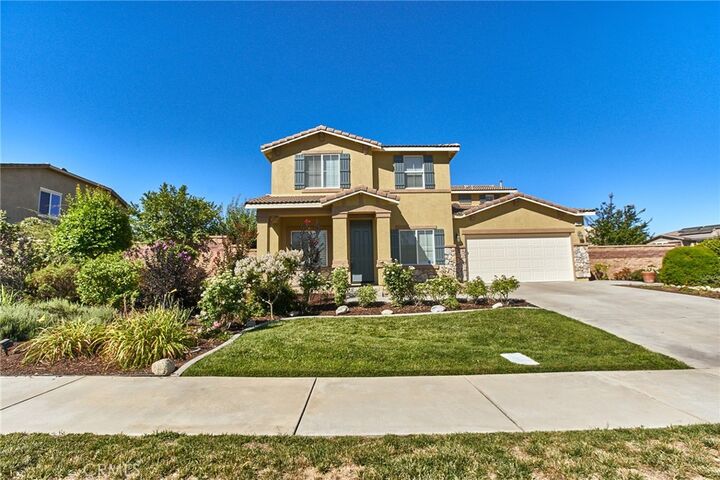 31801 Oakwood Circle  Yucaipa CA 92399 photo
