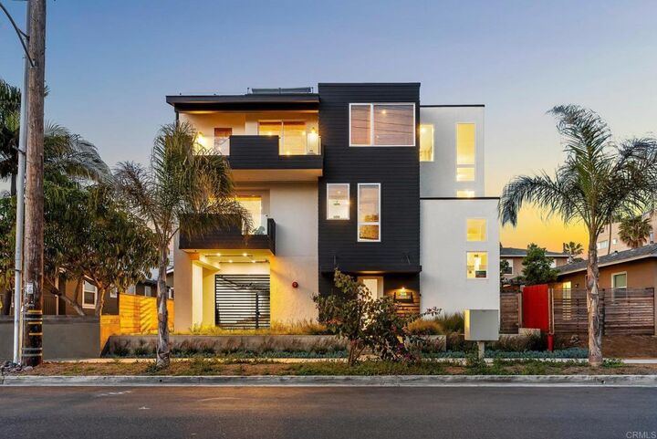 508 N Tremont Street A  Oceanside CA 92054 photo