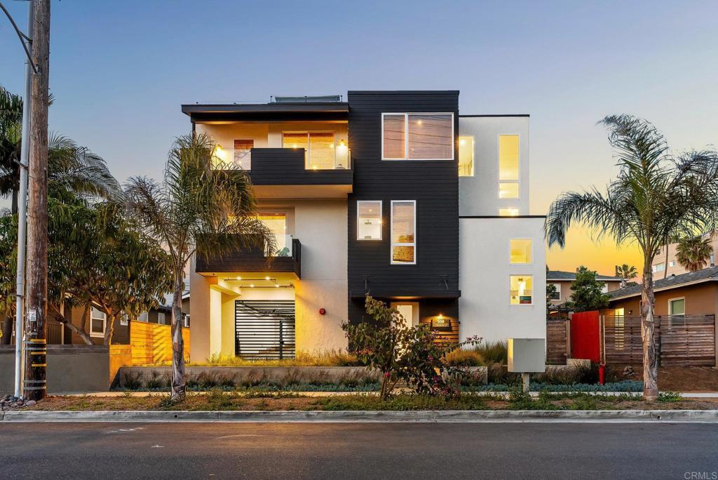 Property Photo: 508 N Tremont Street A CA 92054