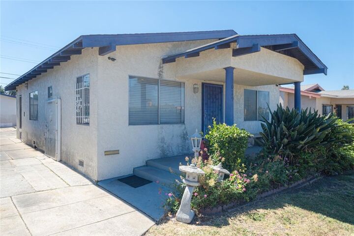 Property Photo: 7029 4th Avenue CA 90043