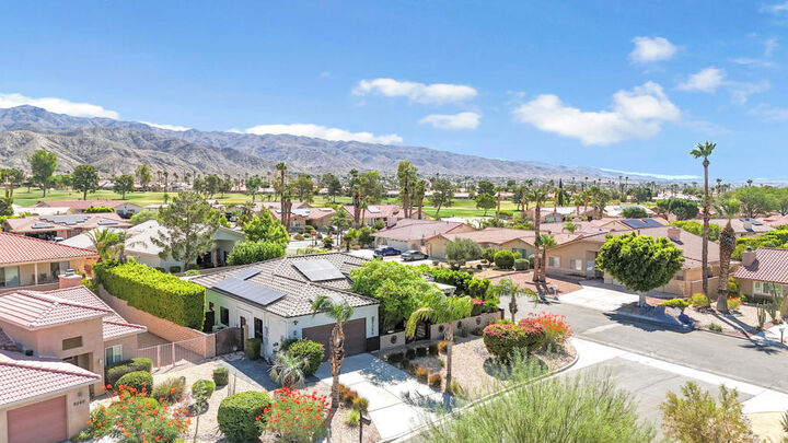 Property Photo:  9580 Ekwanok Drive  CA 92240 