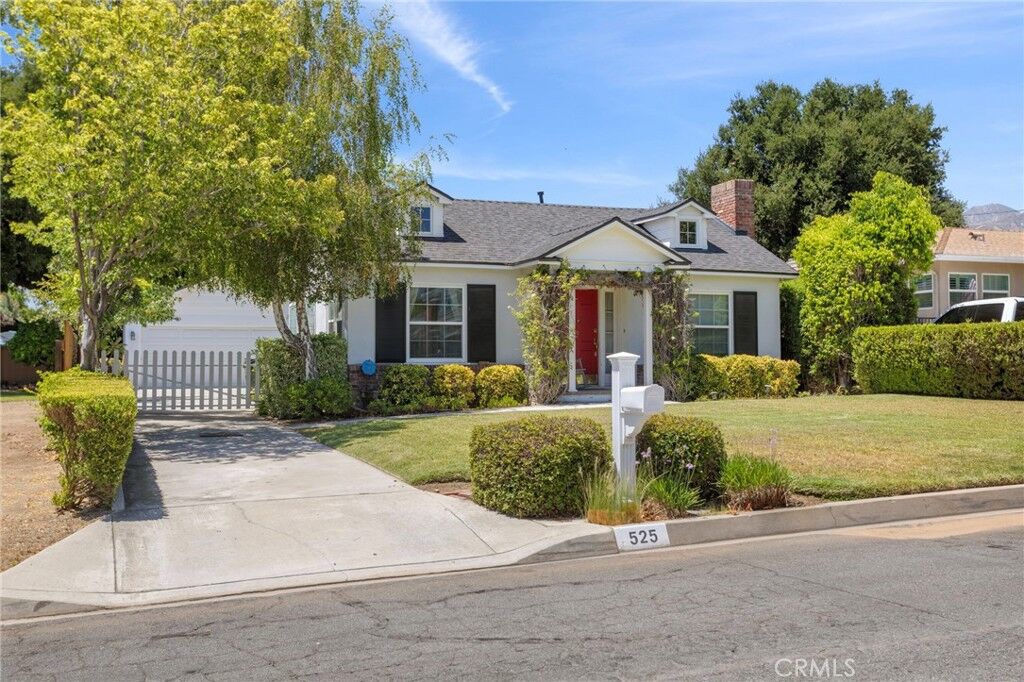 Property Photo:  525 Hacienda Drive  CA 91016