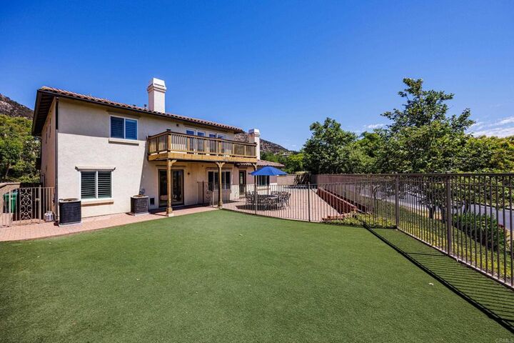 Property Photo:  27002 Red Maple  CA 92562 