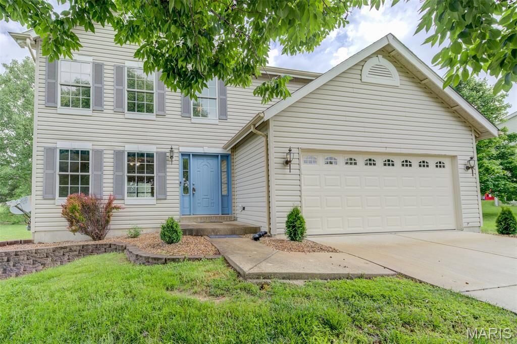 Property Photo: 7 Park City Court MO 63368