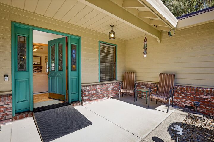 Property Photo:  440 La Contenta Drive  CA 95252 