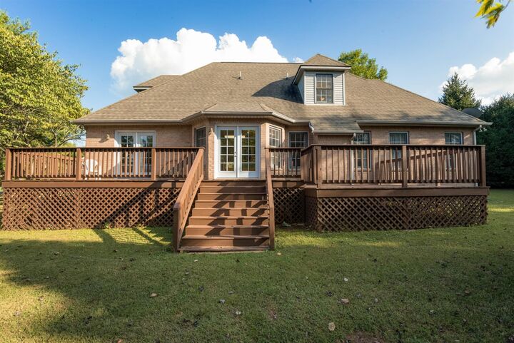Property Photo:  702 Middleton Ln  TN 37130 