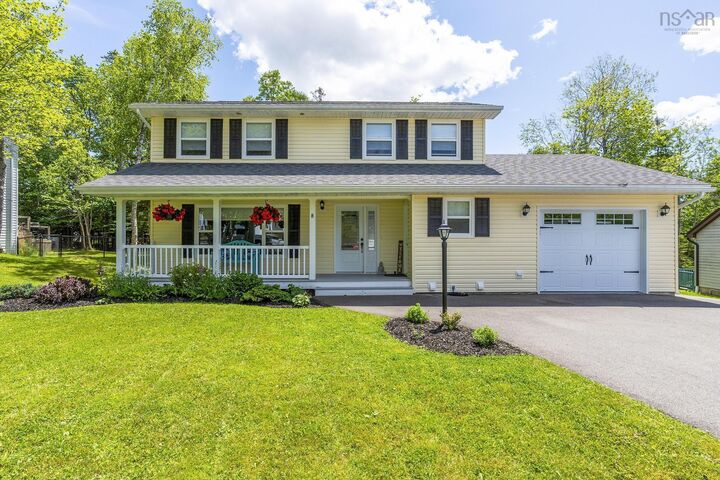 Property Photo:  8 Heritage Place  NS B2N 6J5 