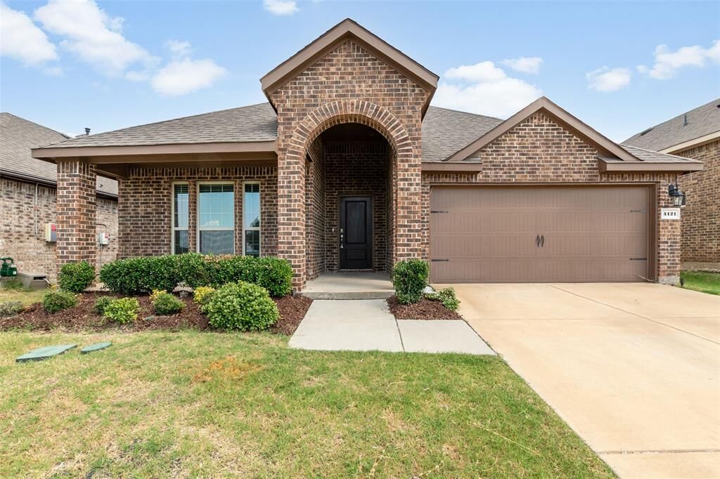 Property Photo: 4121 Beamer Drive TX 75126