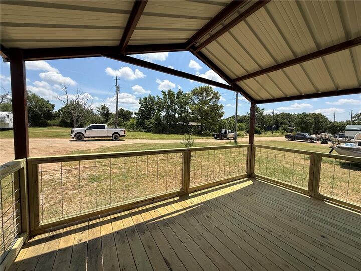 Property Photo:  609 Clover Lane  TX 76449 