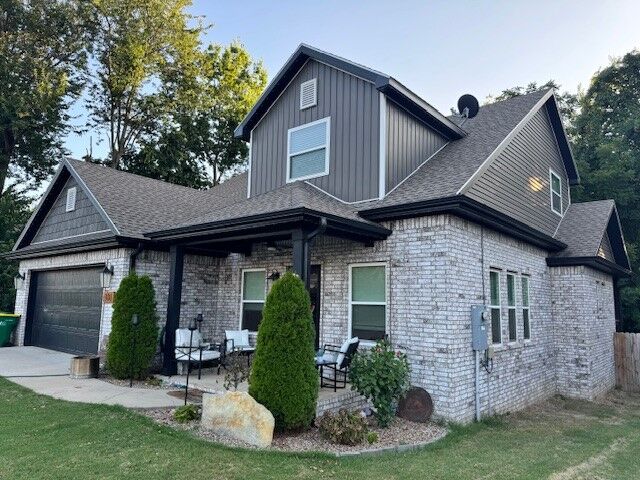 380 W Kinniburgh Drive  Farmington AR 72730 photo