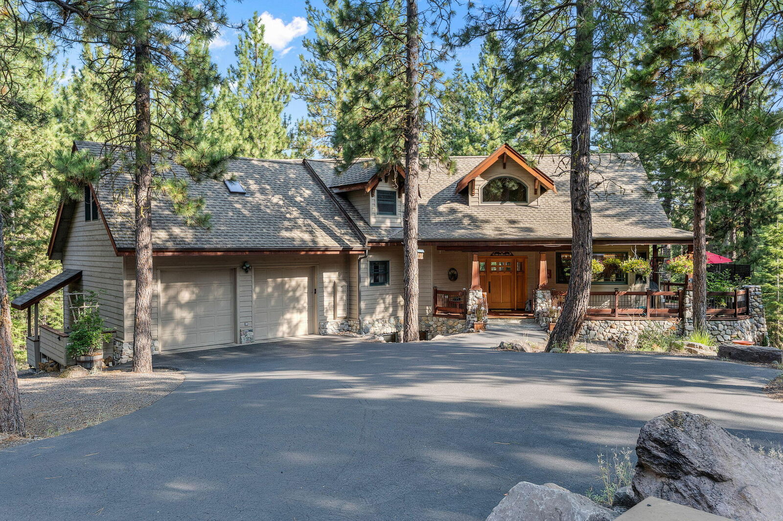 Property Photo:  70841 Goosefoot Gh 305  OR 97759 