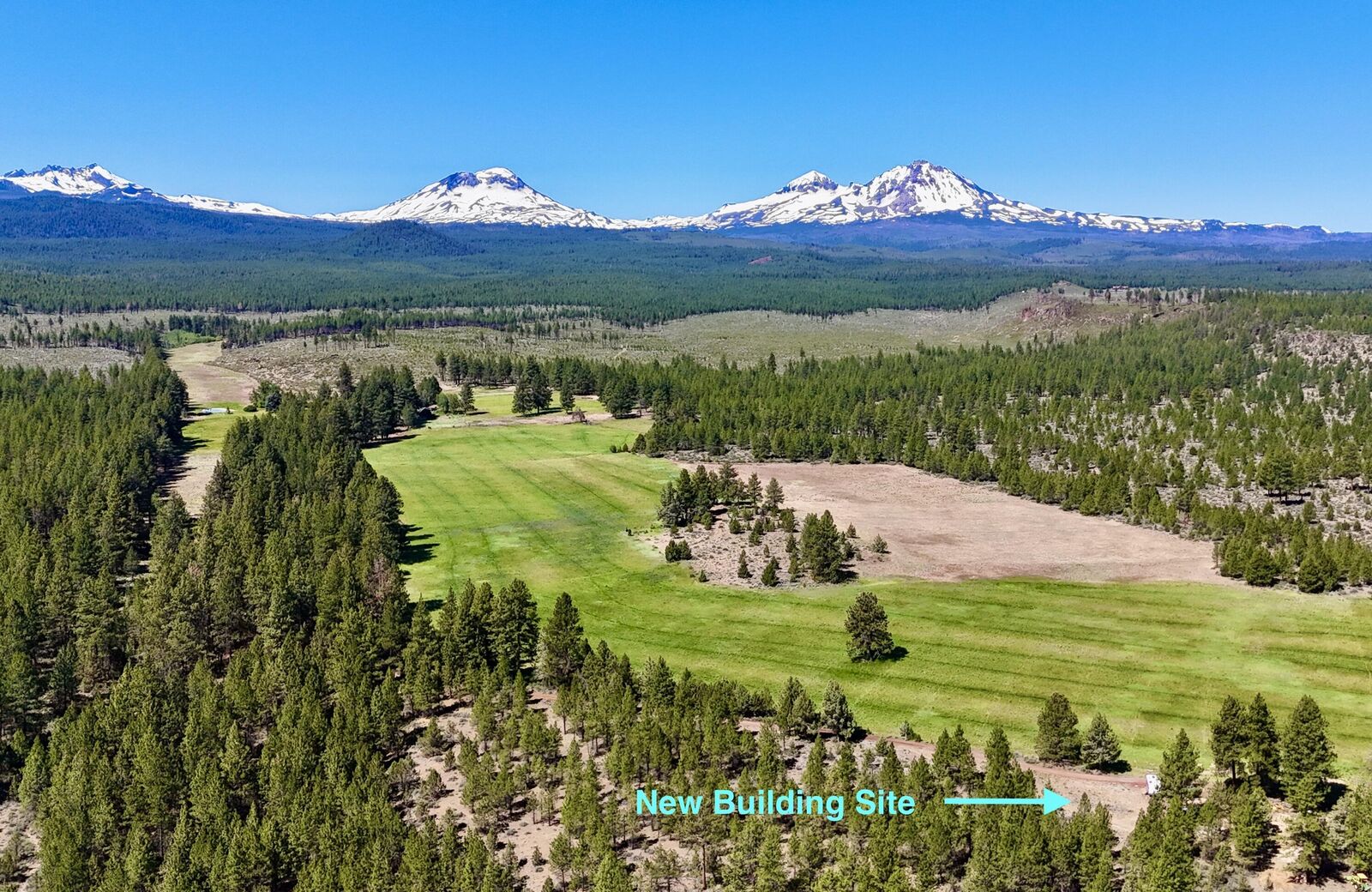 Property Photo: 67500 Three Creeks Road OR 97759