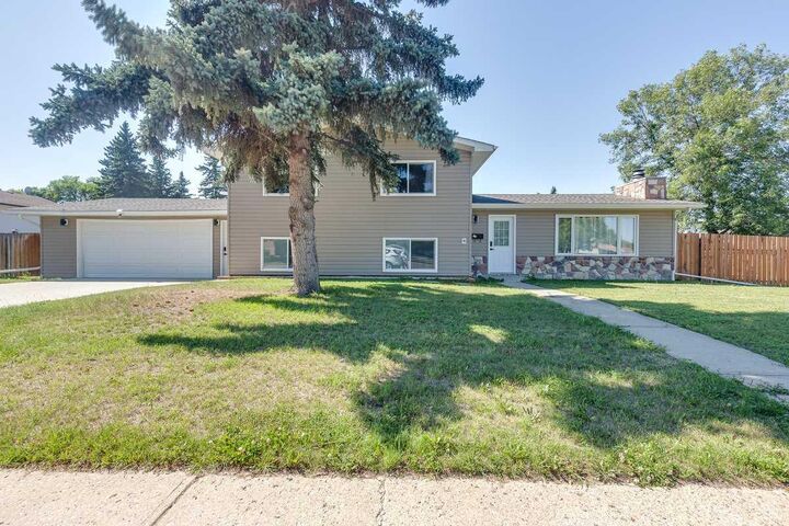104 Oak Drive  Wetaskiwin AB T9A 2E7 photo
