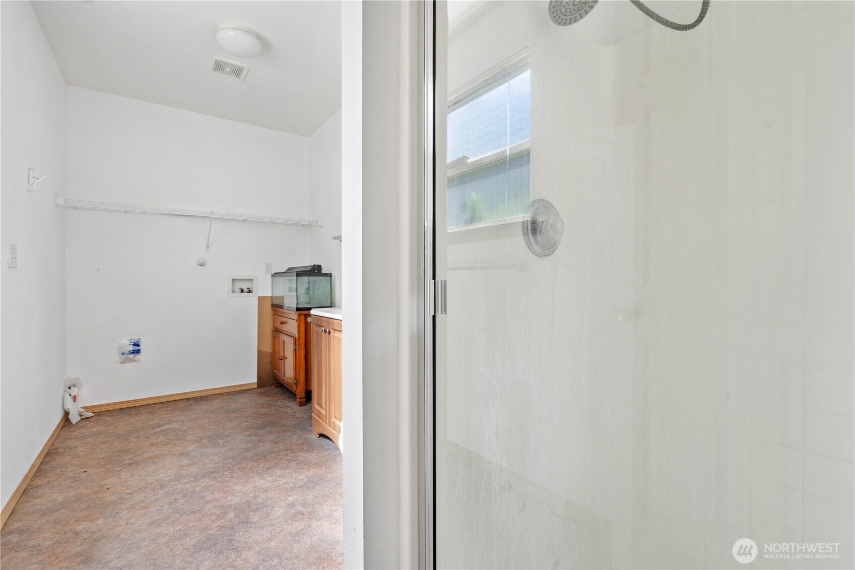 Property Photo: 5620 Seahurst Avenue WA 98203