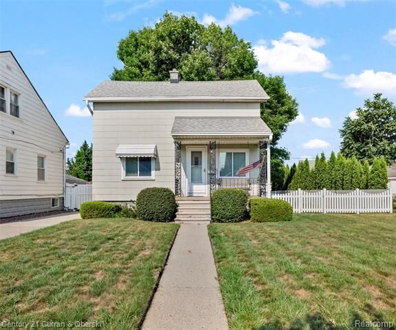 5451 Kenilworth Street  Dearborn MI 48126 photo