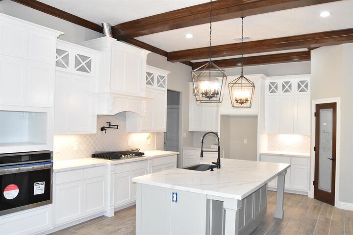 Property Photo: 1290 Kalas Circle TX 77657
