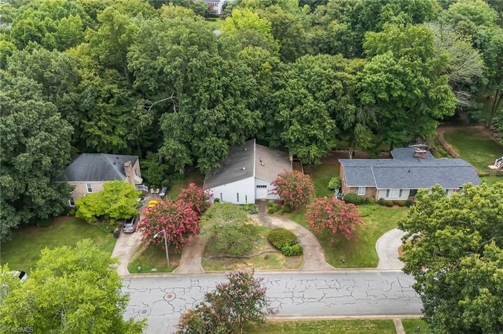 Property Photo:  1008 Bearhollow Road  NC 27410 