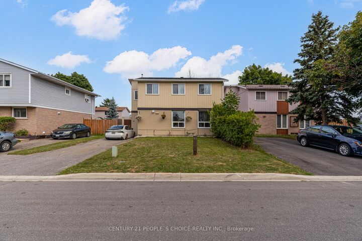 Property Photo: 18 Hernon Court ON L6S 2B9