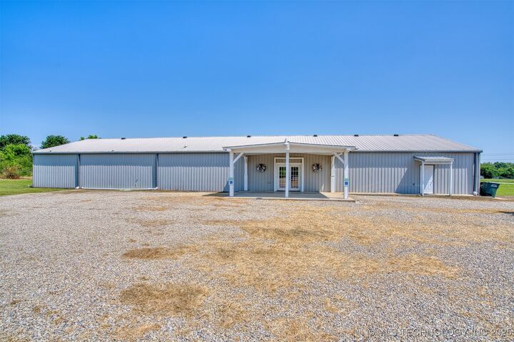3001 N Maple Street  Sallisaw OK 74955 photo