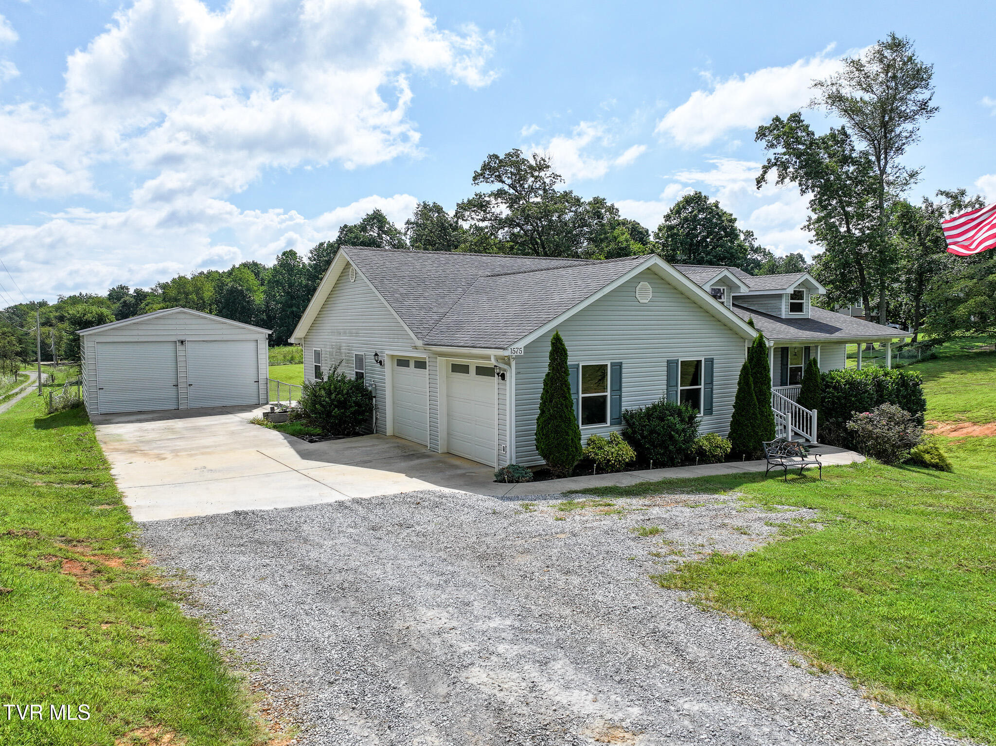 Property Photo: 1575 Old Shiloh Road TN 37745