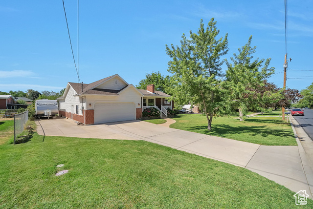 Property Photo: 164 E 300 N UT 84025