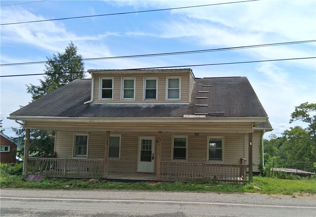 Property Photo: 95 E Main St PA 15379