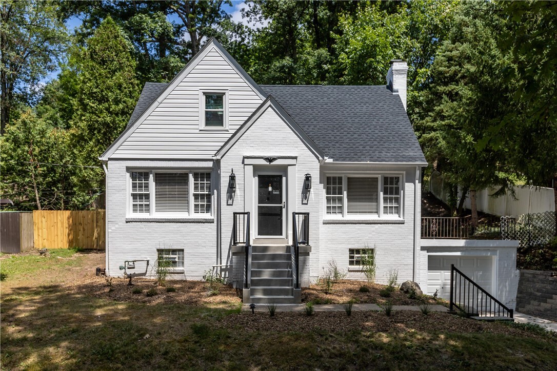 Property Photo: 607 W Waldheim Rd. PA 15215