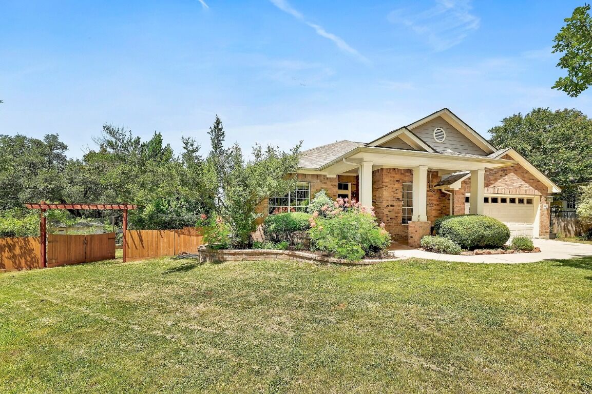 Property Photo: 126 Chestnut Court TX 78633