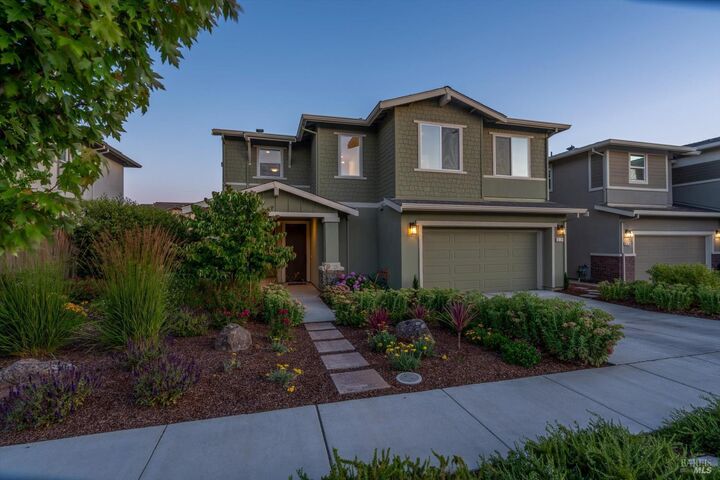 Property Photo:  349 Vinterra Court  CA 94559 