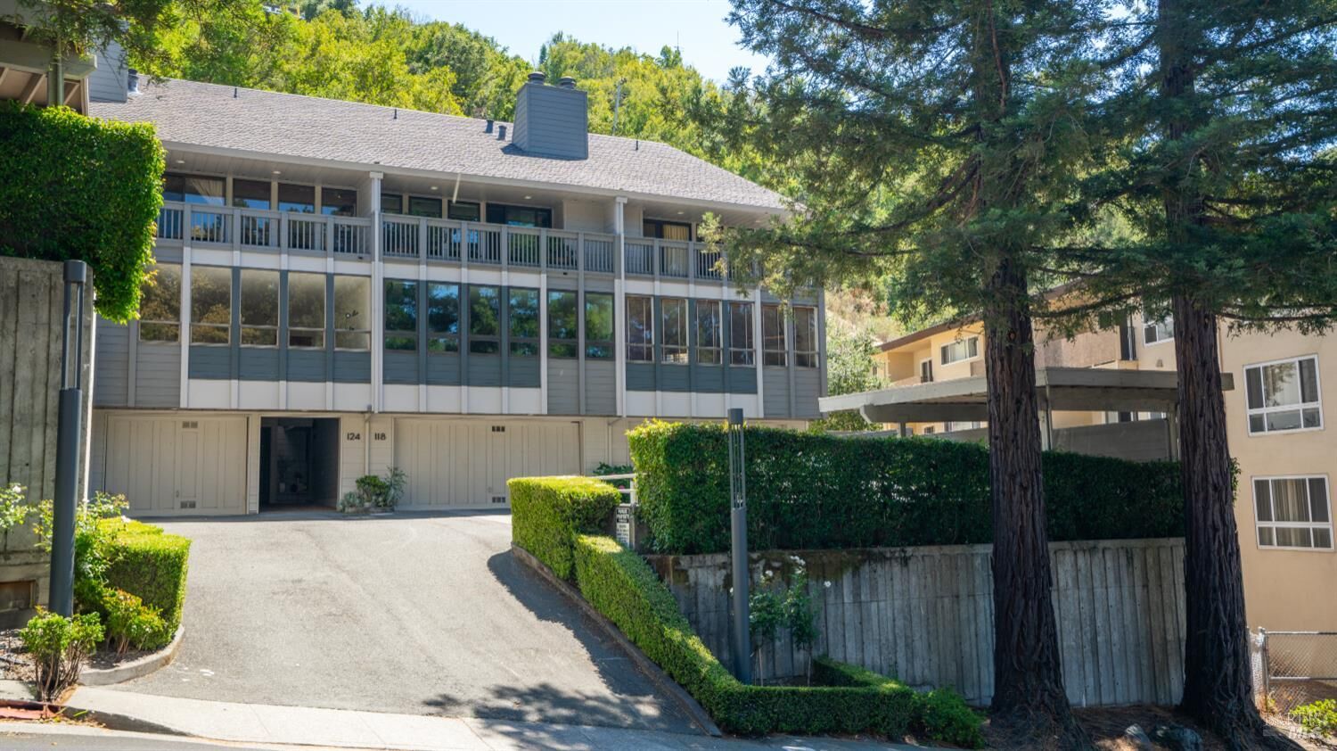 Property Photo:  124 Professional Center Parkway  CA 94903 