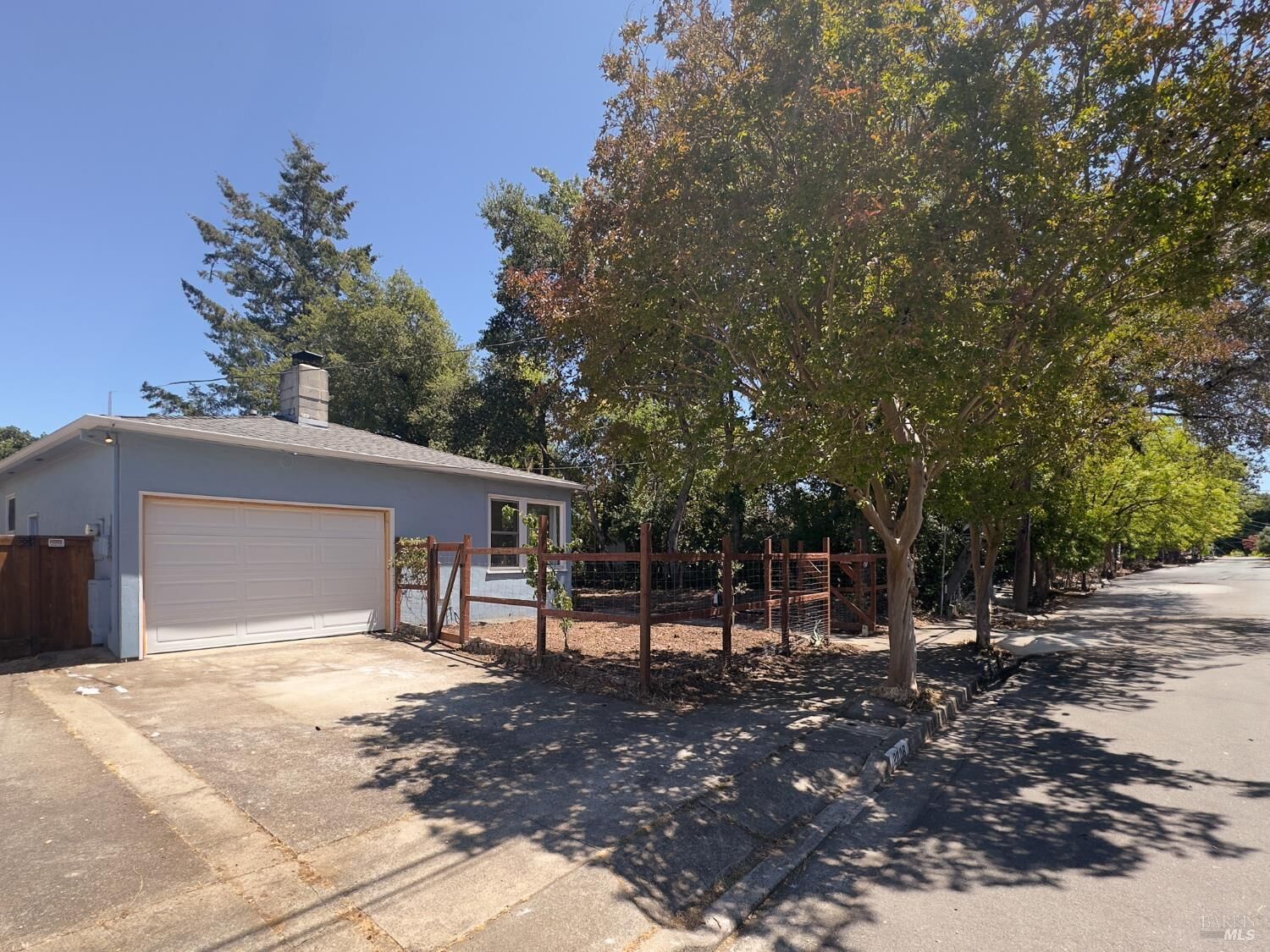 Property Photo:  2008 Orchard Street  CA 95404 