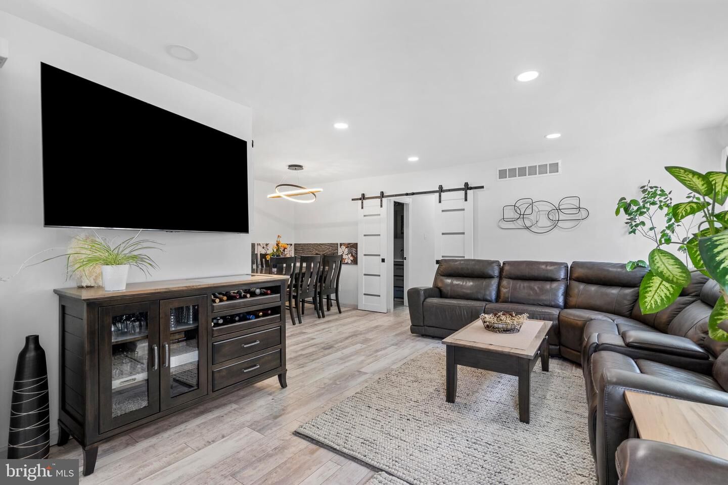 Property Photo:  838 Hendrix Street  PA 19116 