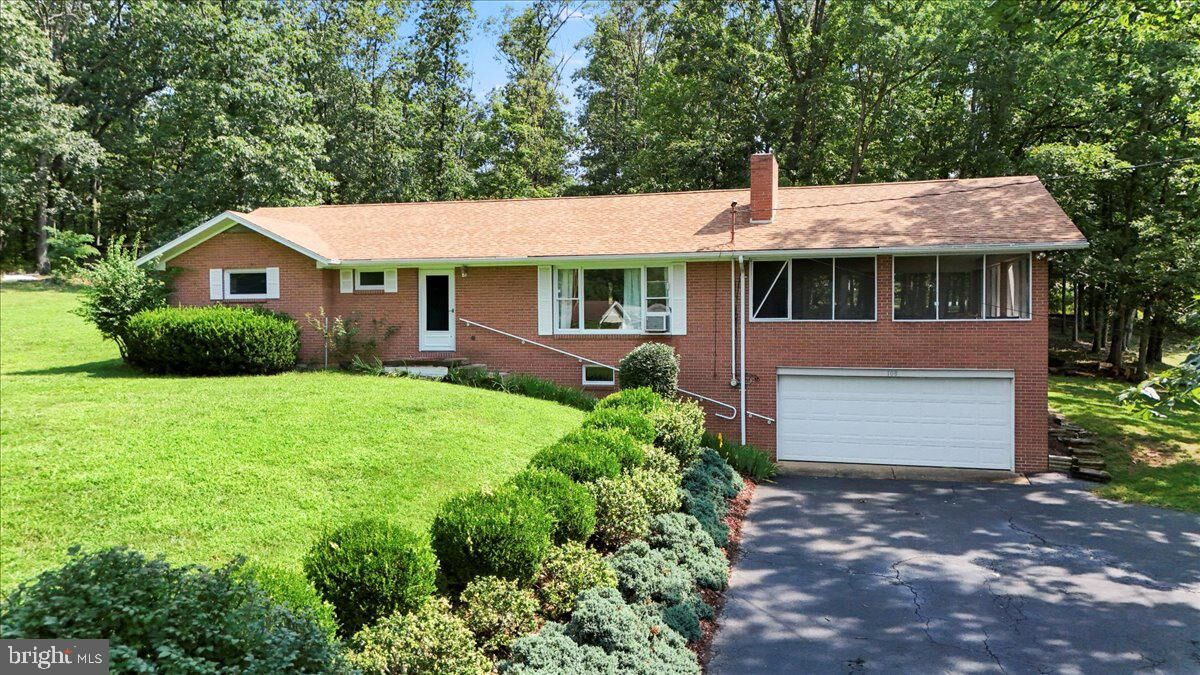 Property Photo:  108 Jonathan Street  WV 26726 