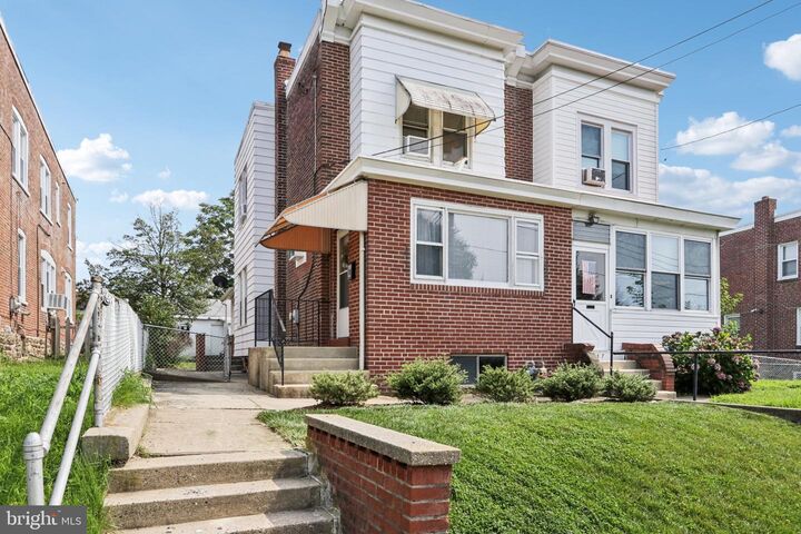 1239 E 13th Street  Crum Lynne PA 19022 photo