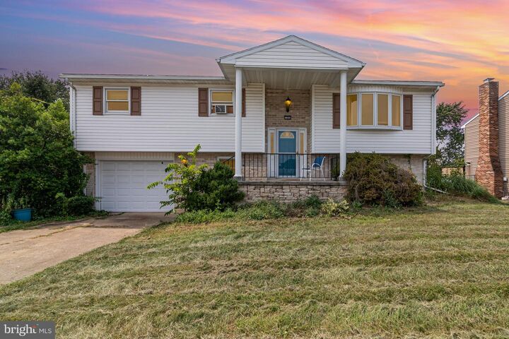 1886 Rachel Drive  Carlisle PA 17013 photo