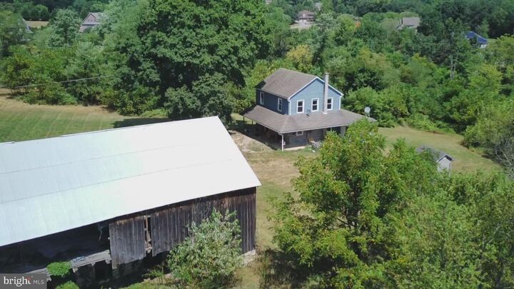 Property Photo:  36 King Drive  PA 17015 