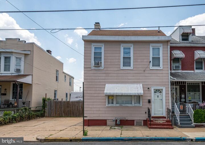 Property Photo: 434 Arlington Street PA 19611