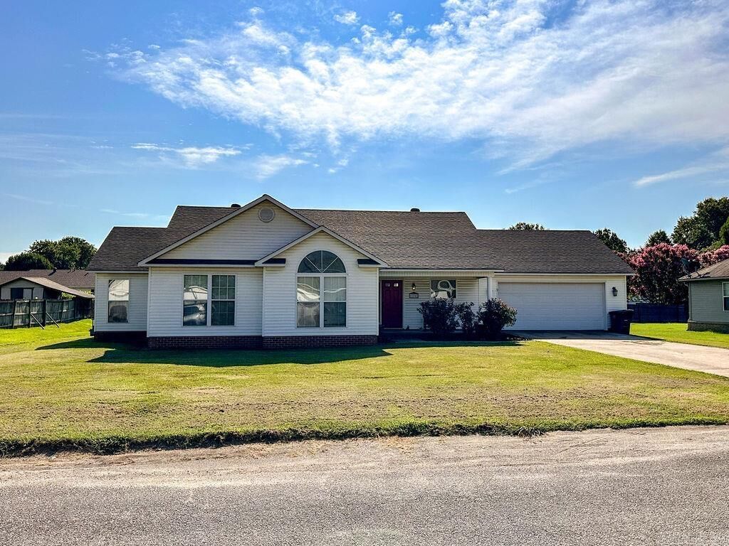 Property Photo:  104 Janis Drive  AR 72417 